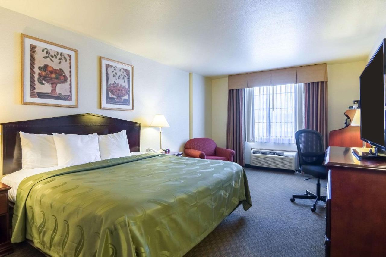 Quality Inn & Suites Of Alma - Northeast From Fort Smith Exteriör bild