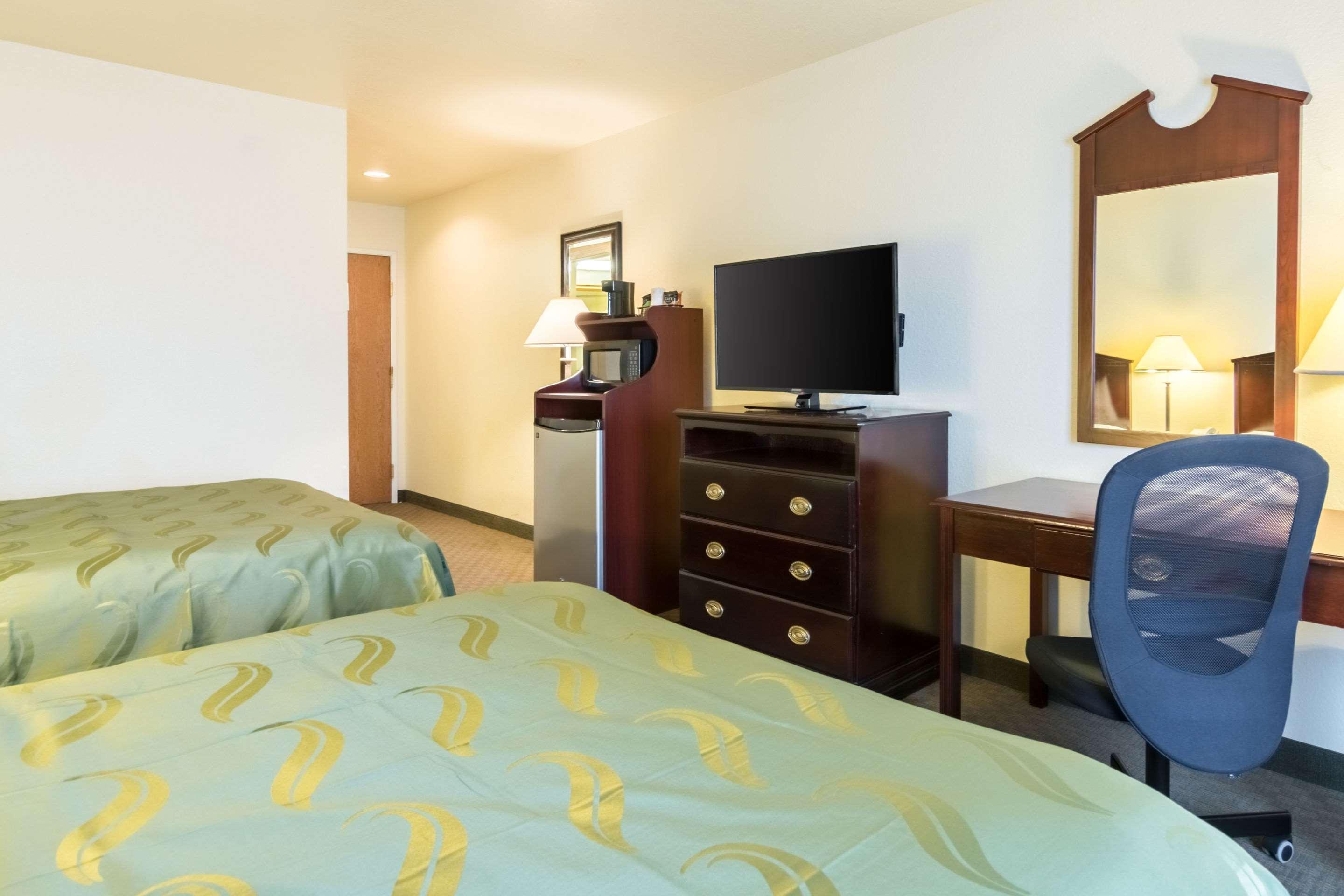 Quality Inn & Suites Of Alma - Northeast From Fort Smith Exteriör bild
