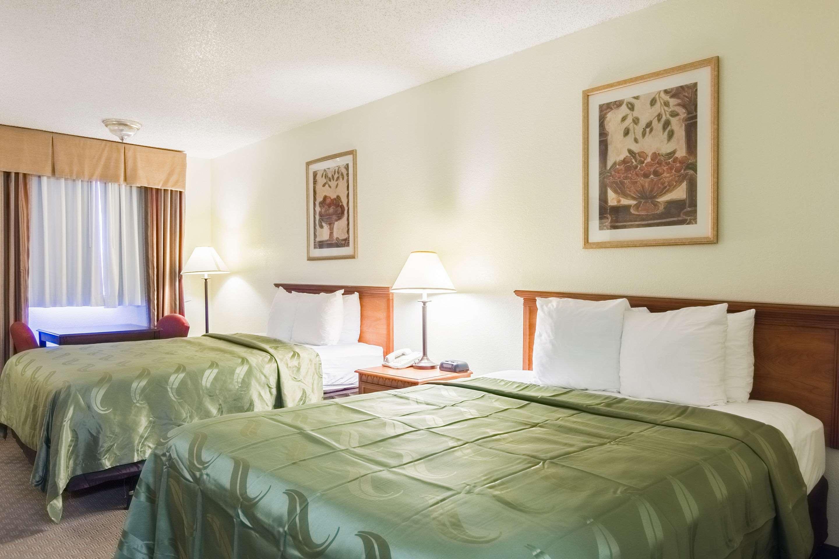 Quality Inn & Suites Of Alma - Northeast From Fort Smith Exteriör bild