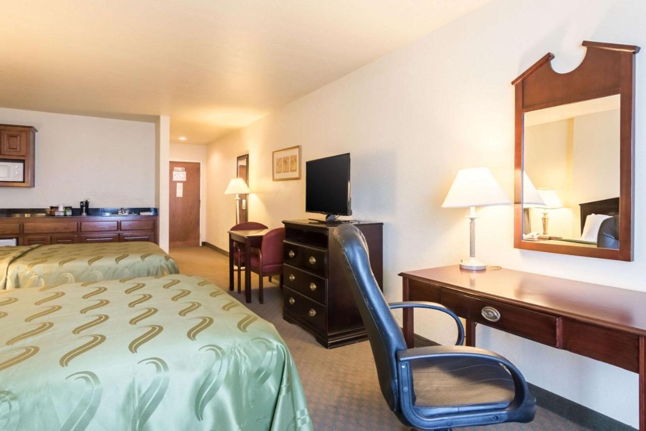 Quality Inn & Suites Of Alma - Northeast From Fort Smith Exteriör bild